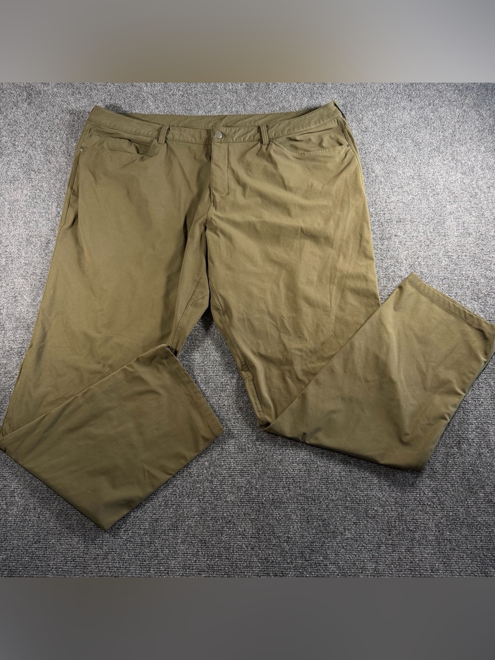 Lululemon ABC Commission Pants Mens 44x34 Green Stretch Golf Casual Chino